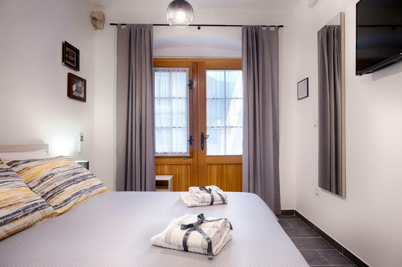 En Suite Room Demaria Комижа Экстерьер фото