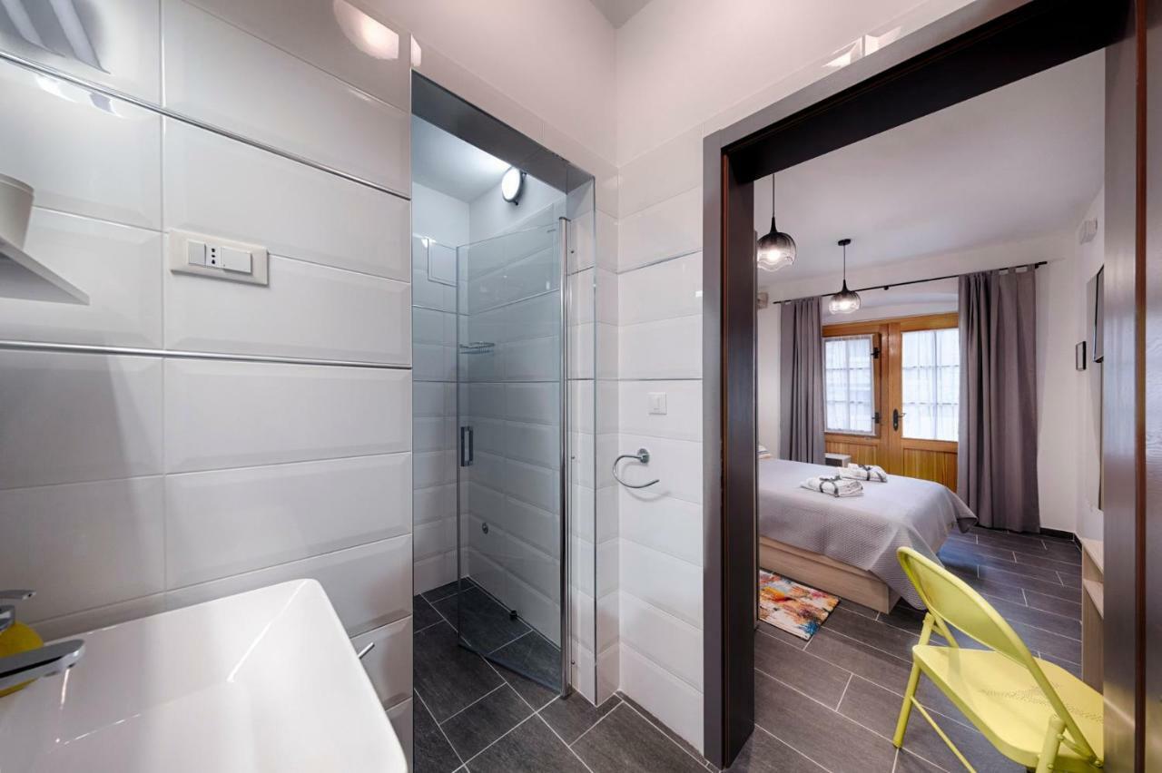 En Suite Room Demaria Комижа Экстерьер фото